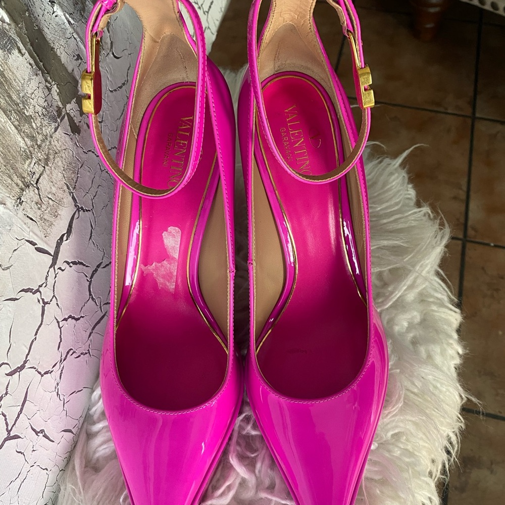 Valentino Garavani Pink Heels
